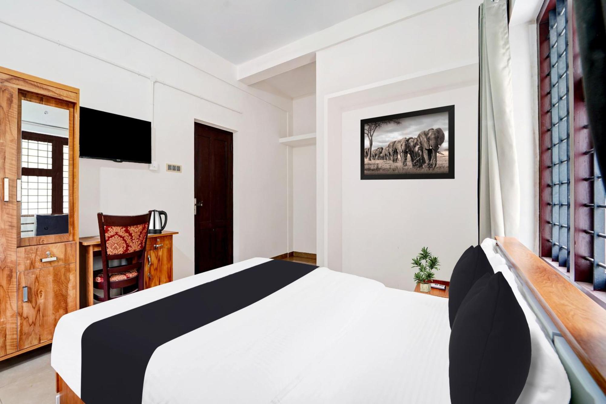 Super Hotel O West Hill Near Mietra Hospital Varakal Extérieur photo